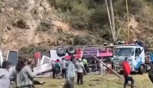Junín: 18 pasajeros mueren en volcadura de bus interprovincial en la ruta Tarma-Chanchamayo | VIDEO
