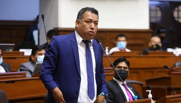 Darwin Espinoza fue nombrado vocero de la bancada de Acción popular, pese a la rechazo de sus compañeros. (Foto: archivo Congreso)