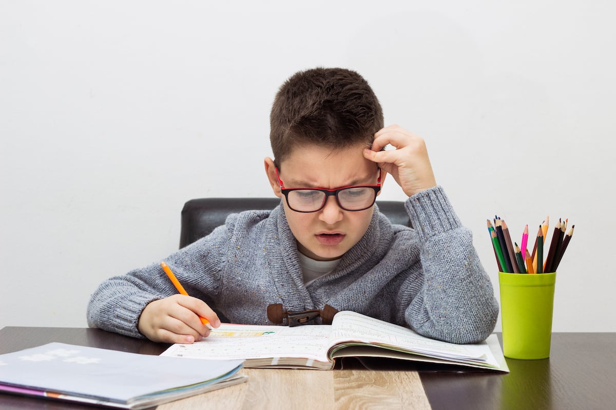 La dificultad para concentrarse es uno de los síntomas más comunes en los niños con TDAH