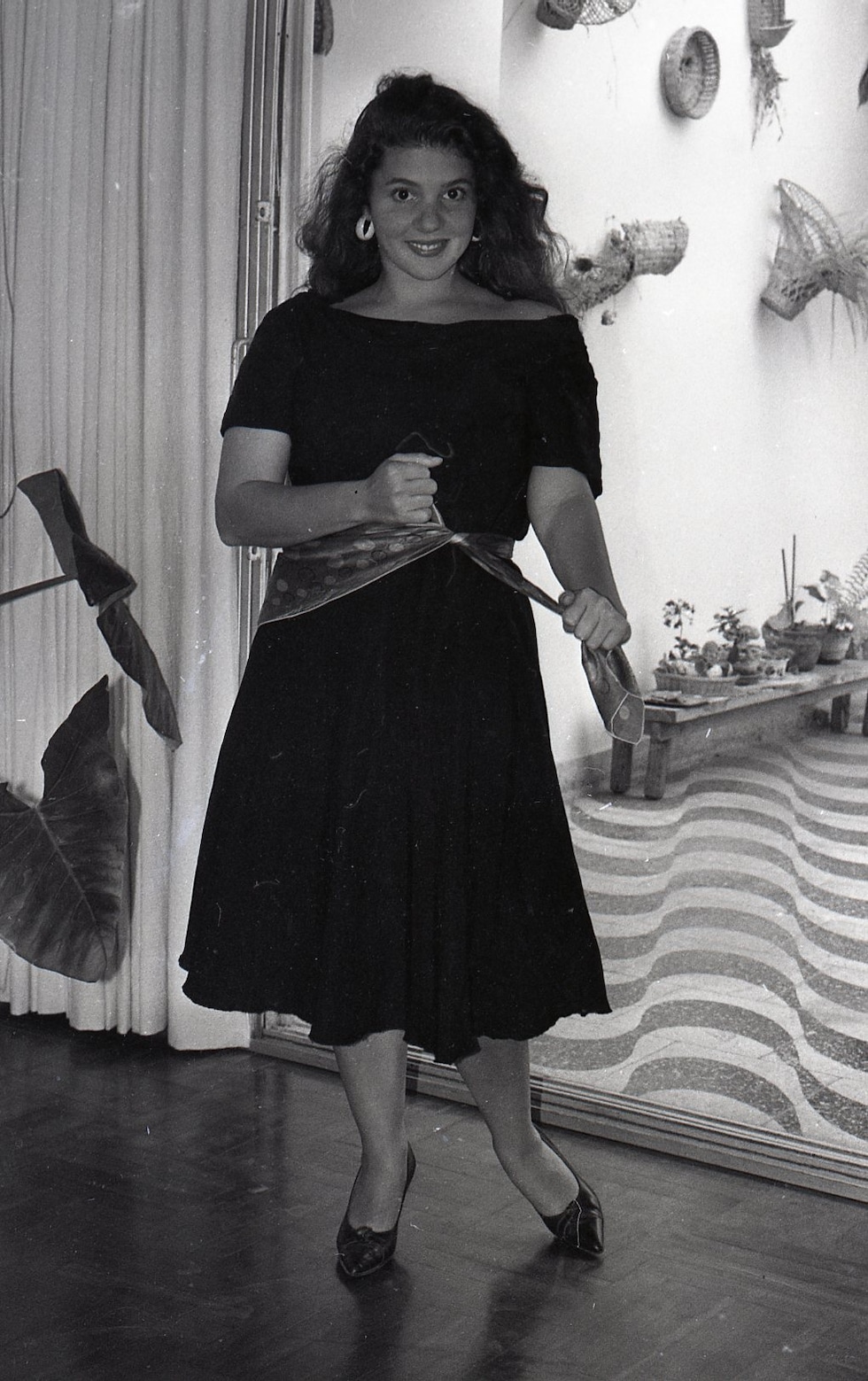 Pero pese a estas circunstancias, la bella Johanna fue ganando experiencia y más tarde consolidaría su carrera trabajando en exitosos espacios televisivos. Debido a su aparición en las pantallas familiares, Johanna fue tomando mayor protagonismo, siendo requerida para una serie de sesiones fotográficas, presentaciones, entrevistas, etc.