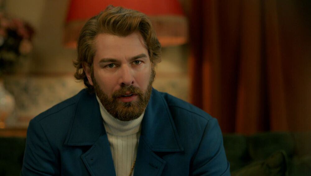 El actor y modelo Furkan Palalı en el papel de Fikret en "Tierra amarga" (Foto: Tims & B Productions)