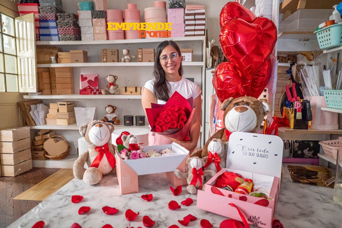 Mily dice que uno de los objetivos de la empresa es dar alegría a sus clientes. Foto: Paloma Del Solar.