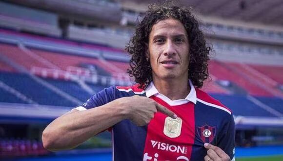 Williams Riveros jugó durante el 2022 a préstamo en Cerro Porteño de Paraguay. (Foto: Cerro Porteño)