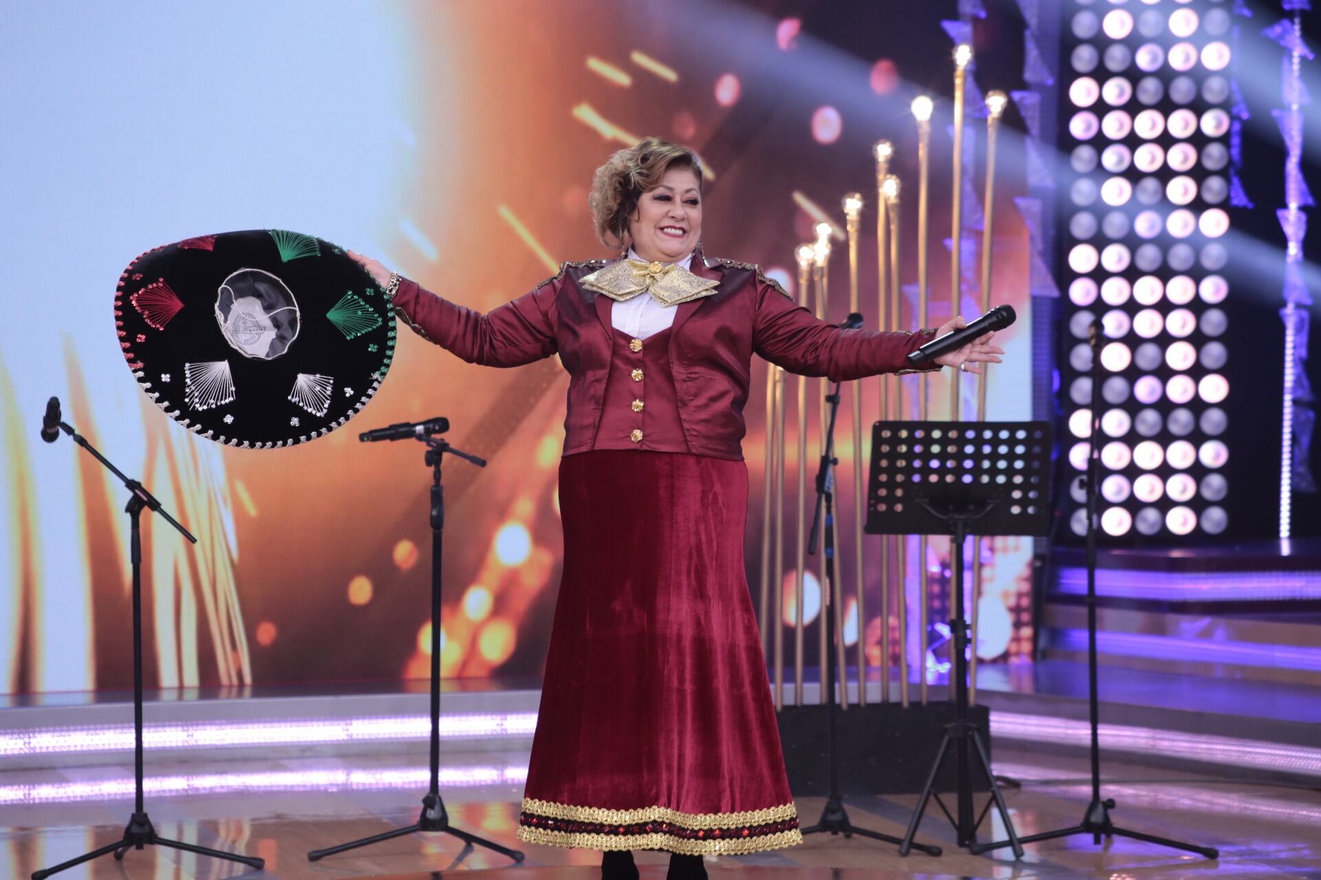 Doña Martita, mamá de Milett Figueroa