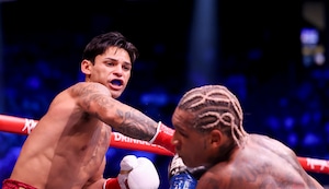 Ryan García despachó a Conor Benn en dos asaltos y pide a Teófimo López | VIDEO