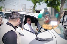 ¡Está con roche! Roberto Sánchez hizo campaña en camionetas vinculadas a investigado por droga y empresario procesado por tráfico de tierras