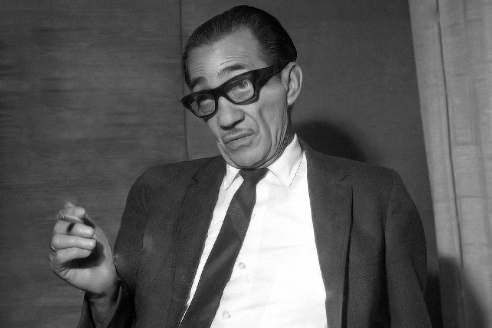 Ganarles por varios cuerpos de ventaja no sería un trabajo muy duro para el protagonista de 'La Tremenda Corte', dado a sus tremenda dotes artísticas y al carisma tan elocuente que poseía. Vividor pero simpático, 'Tres Patines' era un caradura de marca mayor, que no hallaba mayor pretexto para justificar sus fechorías que el amor a su “mamita”, por la que hacía cualquier cosa, así sea dejar sin un “quinto” a sus ocasionales compañeros de aventuras.