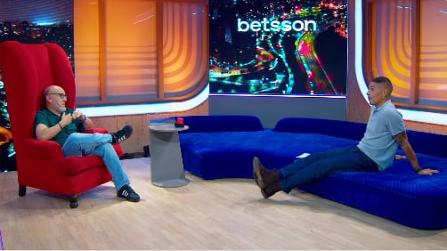 Paolo Guerrero y Beto Ortiz frente a frente en el programa VPM.