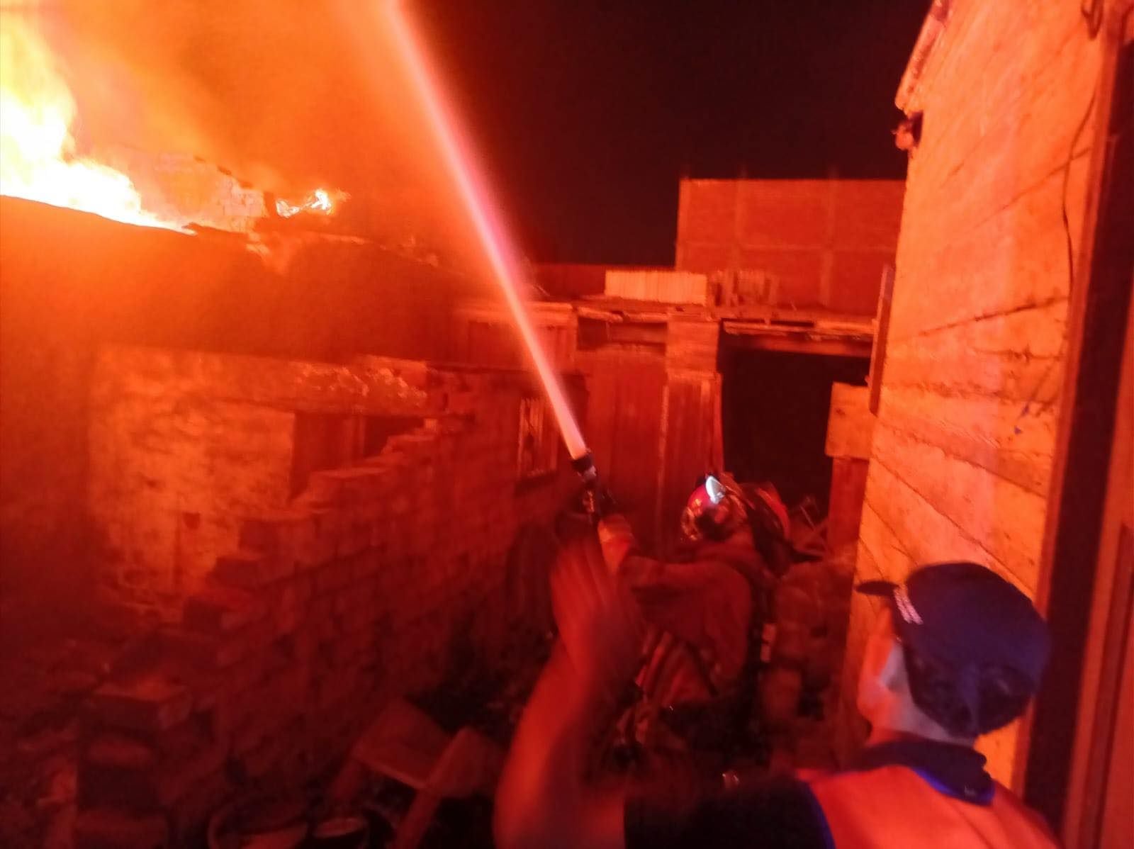 Las autoridades confirmaron que no hay reporte de personas heridas ni víctimas mortales. Foto: MML