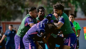 ¡Sigue en la pelea! Alianza Lima se impuso 1-0 a Moquegua y no pierde pisada a los líderes