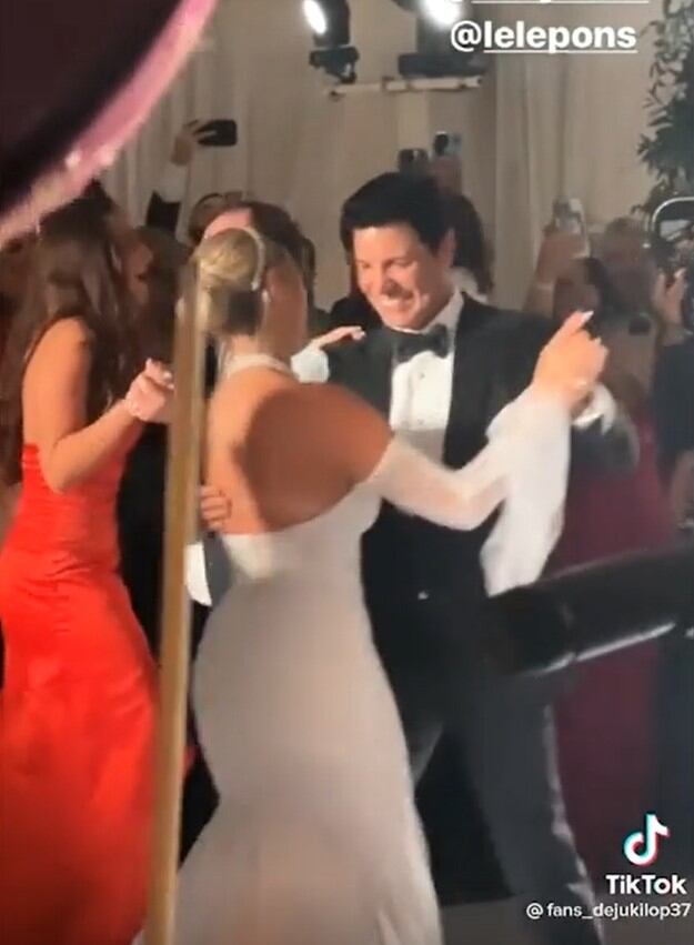 Chayanne bailando el vals con Lele Pons (Foto: fans_dejukilop37/TikTok)