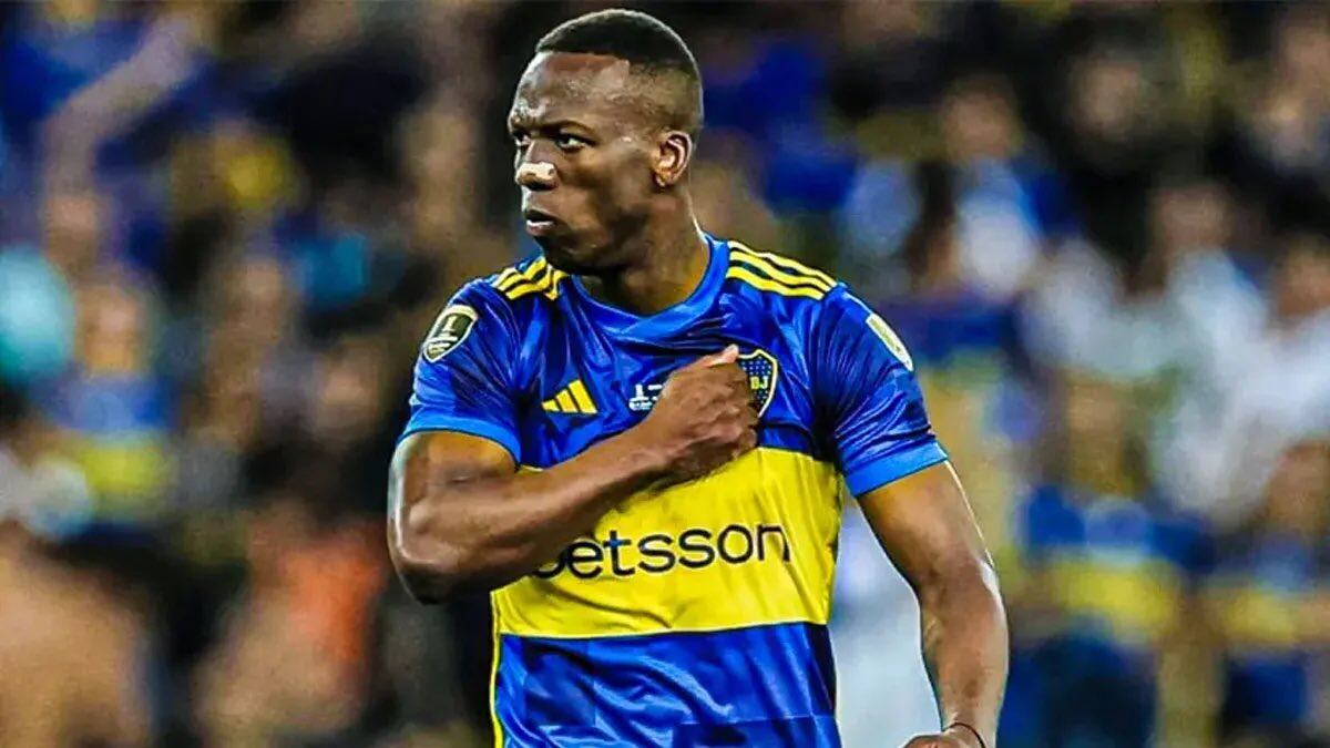“Luis Advíncula está muy feliz en Boca, tiene contrato y no piensa irse del club”, afirma su representante