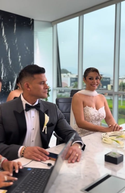 Karla Tarazona feliz por su boda con Domínguez.