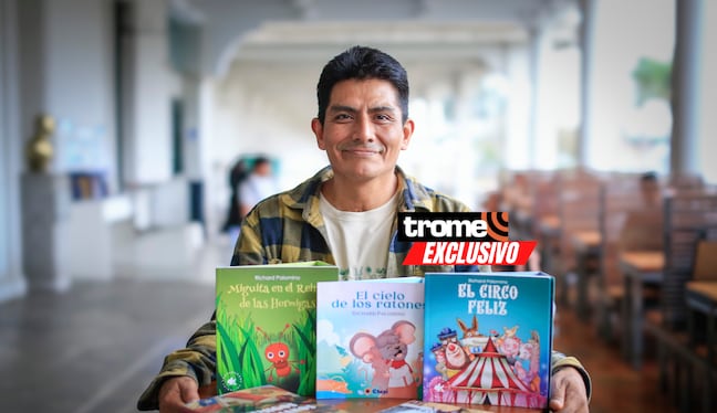 Richard Palomino y sus libros infantiles. Foto: César Bueno