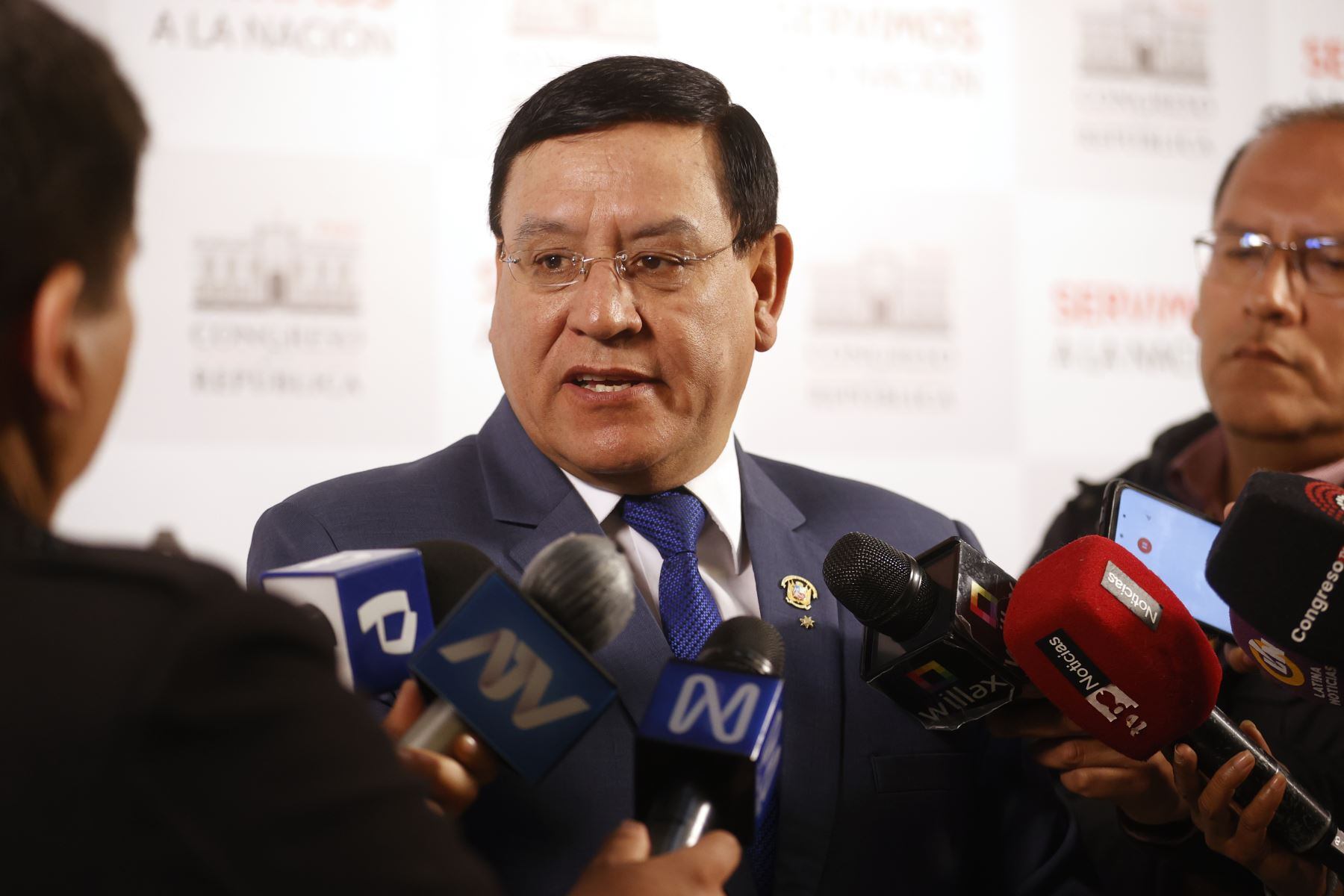 El presidente del Congreso, Alejandro Soto (APP), debe explicaciones al país.