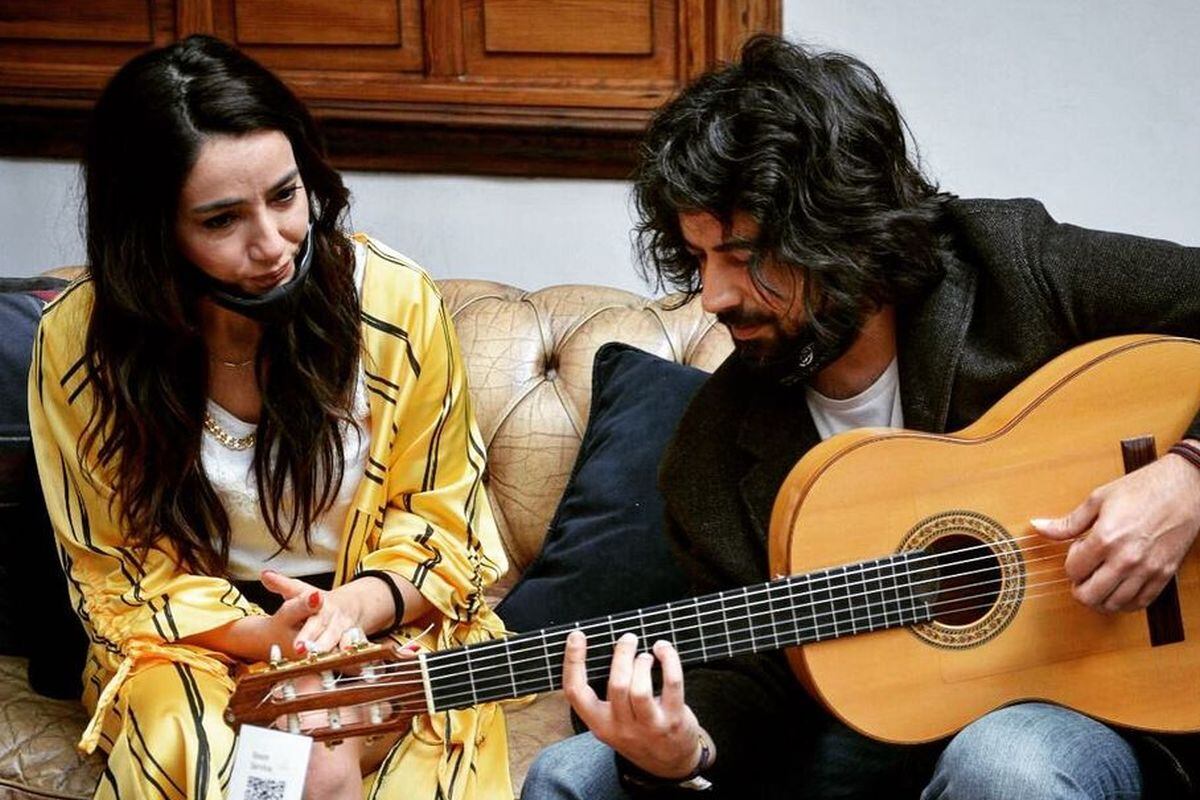 Öykü Gürman y su hermano gemelo Berk Gürman ensayando (Foto: Berk Gürman/Instagram)