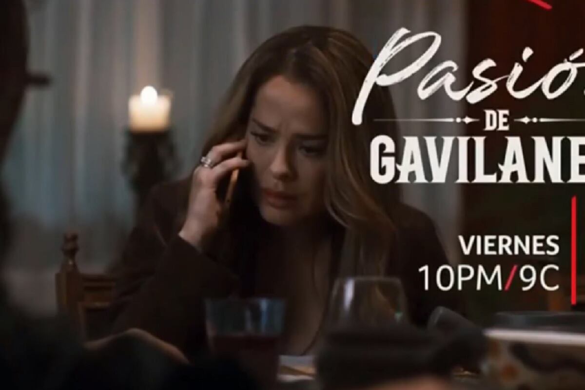 Norma escuchando lo que alteró a Sara en el capítulo 47 de la segunda temporada de "Pasión de gavilanes" (Foto: Telemundo)