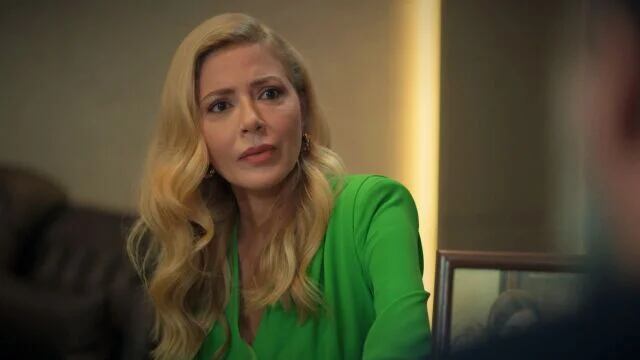 La actriz Simge Selçuk como Nebahat Atakul en la telenovela turca "Hermanos" (Foto: NG Medya)