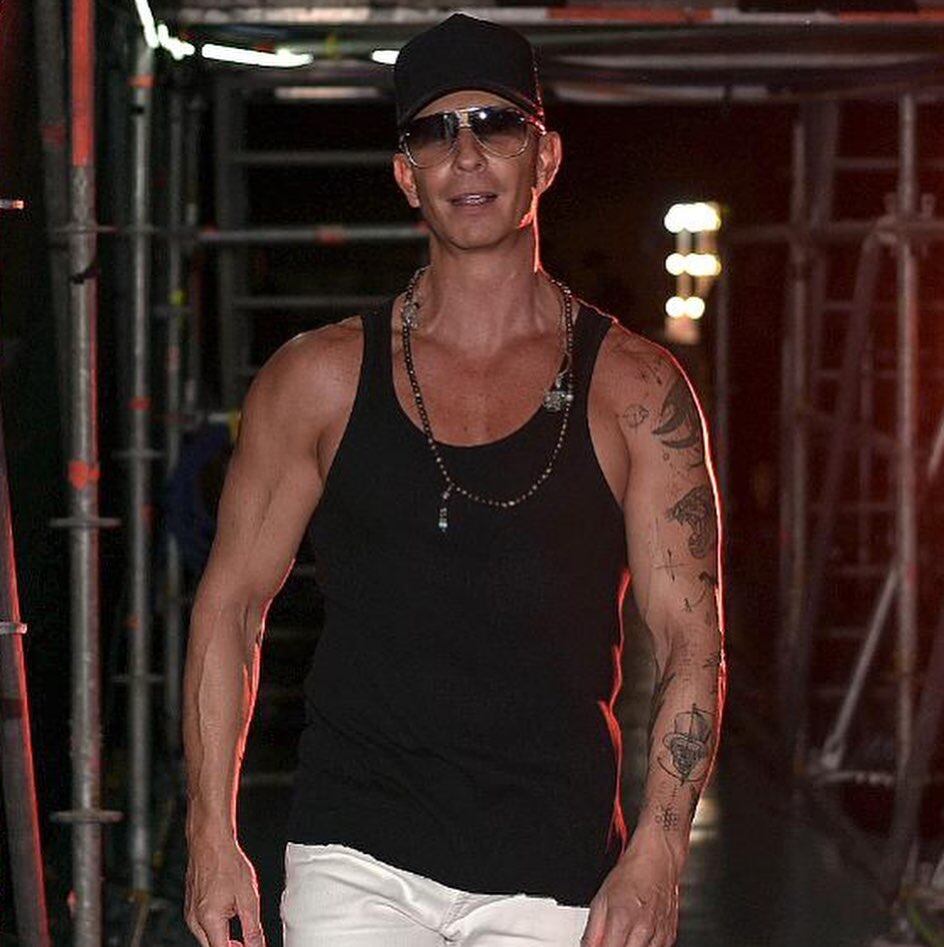 Erik Rubín no ha dejado de lado su trabajo en el mundo del entretenimiento (Foto: Erik Rubín / Instagram)