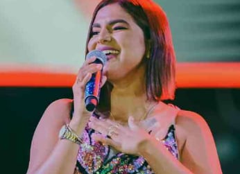 Susana Alvarado es cantante de Corazón Serrano