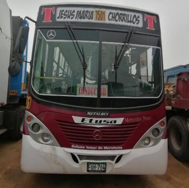 El joven policía César Wilmer Chuquitucto Cortez (28), murió al ser atropellado por un bus de transporte público, en San Juan de Miraflores.