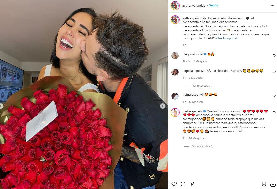 Melissa Paredes luciendo el regalo que le dio el bailarín Anthony Aranda por sus 7 meses (Foto: Instagram)
