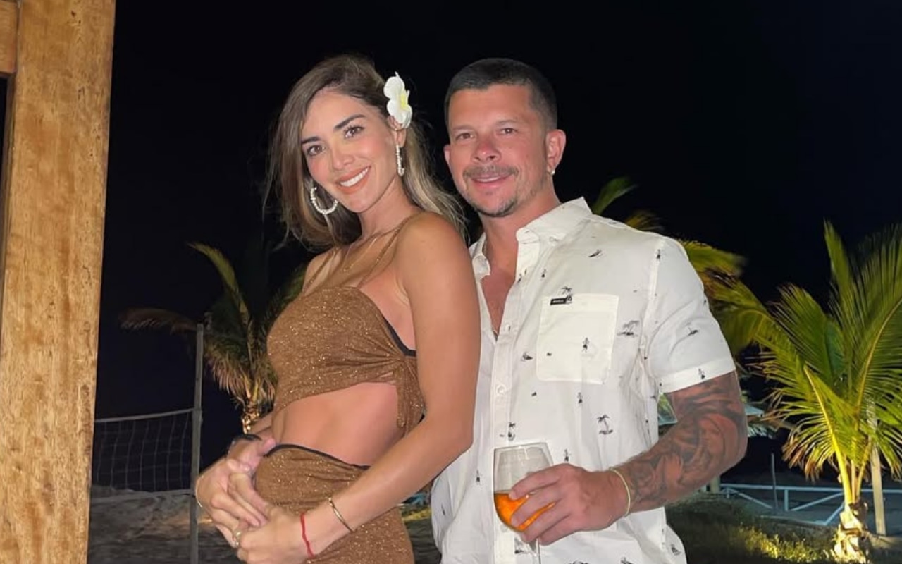 Korina Rivadeneira y Mario Hart