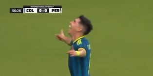 Samuel Velásquez anotó el GOL de Colombia, que abrió el marcador. (América Tv)