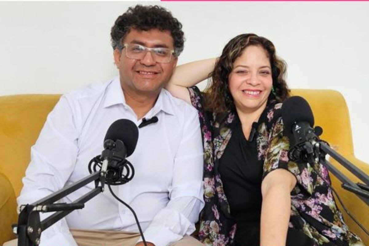 Angie con su esposo, el psicólogo Martín Zurita. Foto: Facebook / Angie Palomino.
