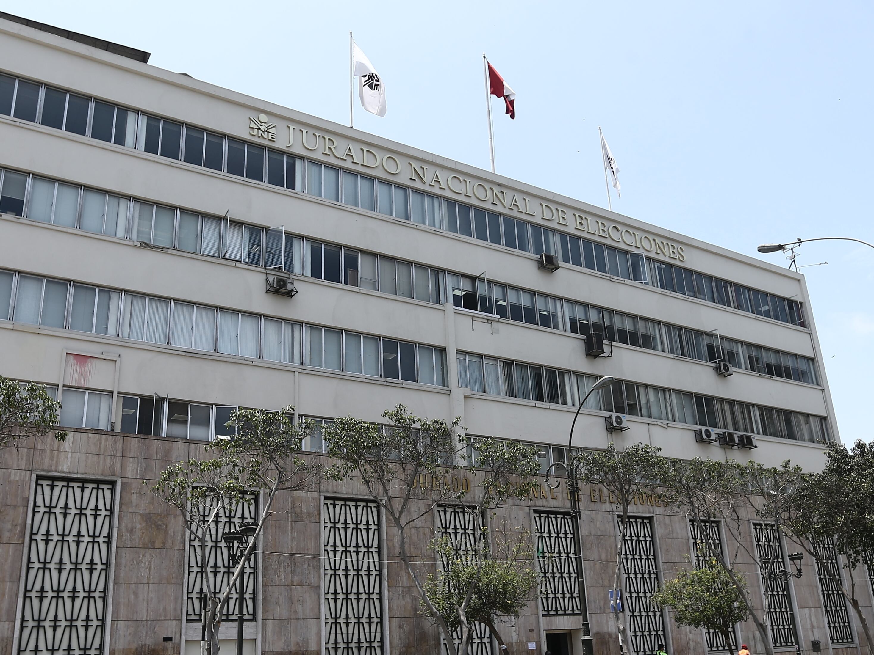 Daniel Córdova afirma que el JNE se niega a abrir el padrón 'porque encontrarían pruebas del fraude'. (Foto: GEC)