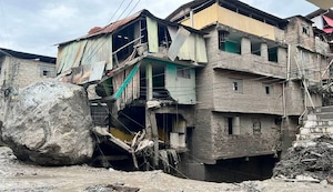 ¡Huaico arrasa con todo en el VRAEM! Rocas gigantes destrozan viviendas y dejan casi mil damnificados y mujer desaparecida