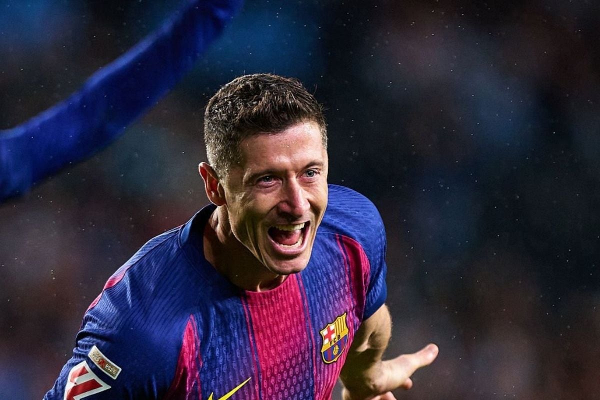 Robert LEwandowski semete en la historia de FC Barcelona (Foto: AP)