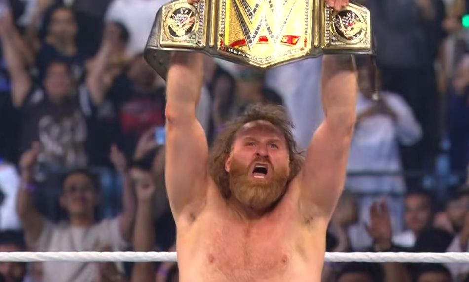 Zami Sayn nuevo campeón indiscutible de WWE. (Captura WWE)