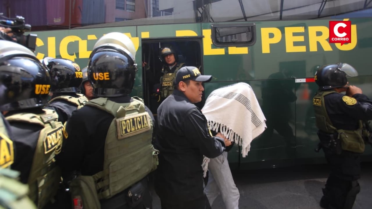 Caso Liceo Naval: liberan a cuatro de los diez adolescentes denunciados por presunta agresión sexual. Foto: Violeta Ayasta./@photo.gec