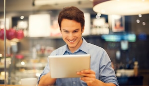 Emprendimiento digital: ¿Qué equipos comprar para vender más en redes sociales?