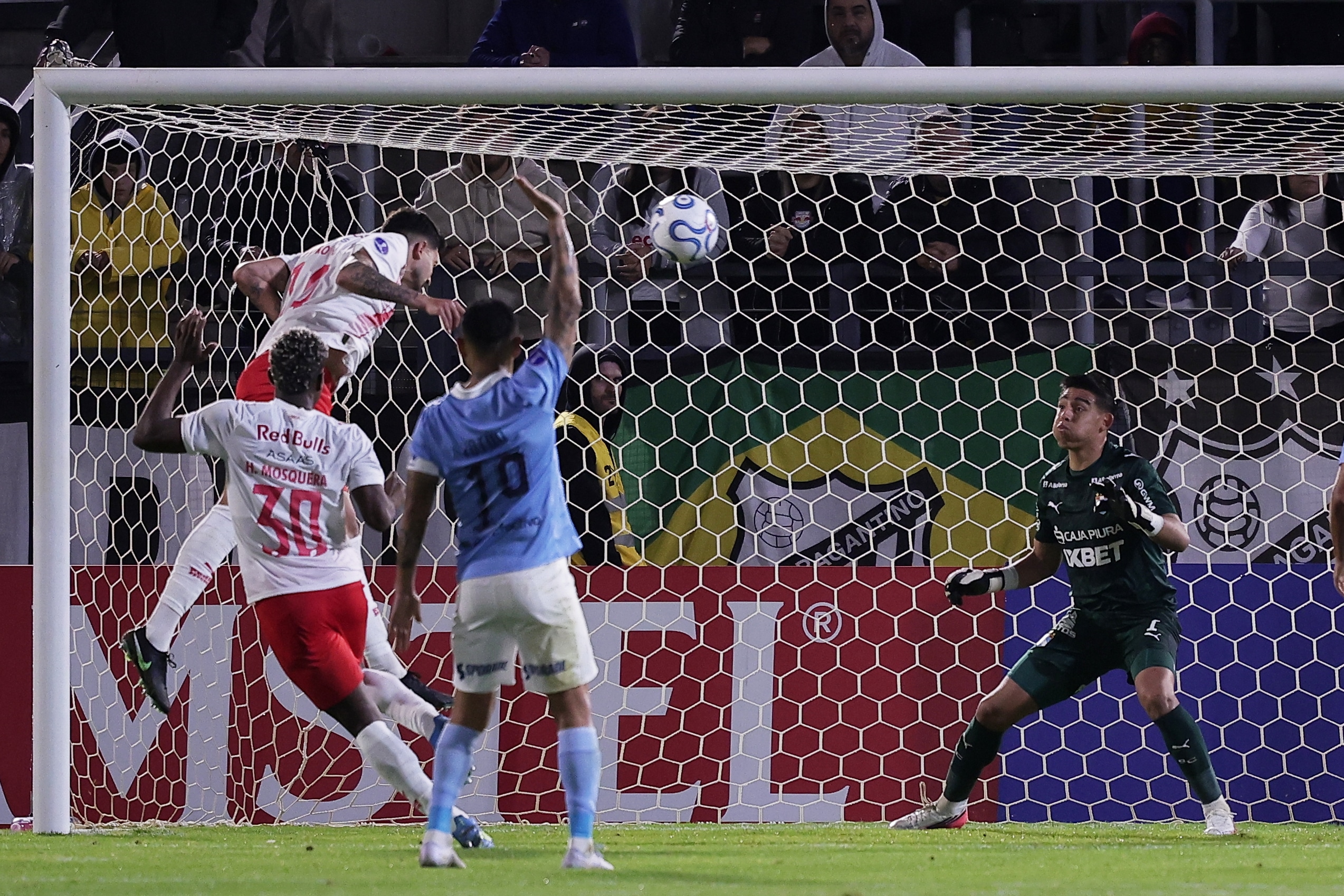 Pedro Henrique marcó el tanto que le dio la victoria a Bragantino sobre Sporting Cristal. (AP Photo/Ettore Chiereguini)