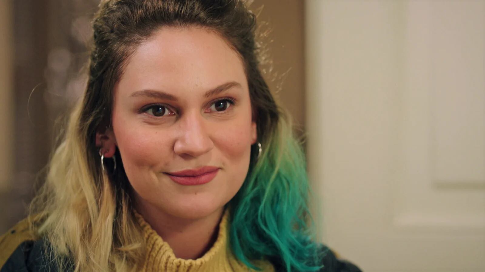 Inci se va a vivir con Han a la casa de la familia Derenoglu (Foto: OGM Pictures)