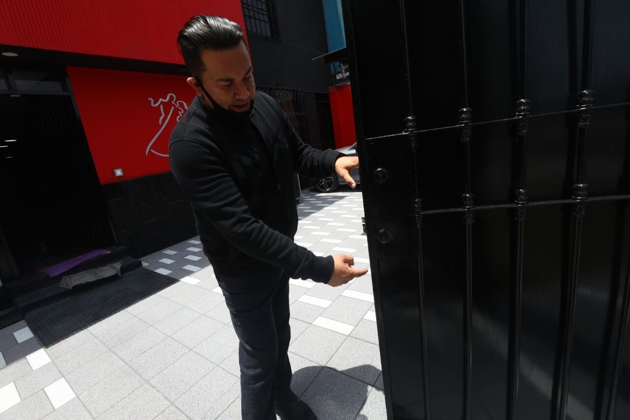 Delincuentes robaron equipos de audio y vídeo de productora de Alfredo Di Natale. | Foto: Gonzalo Córdova