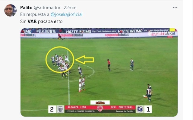 El VAR fue material para la elaboración de divertidos memes.