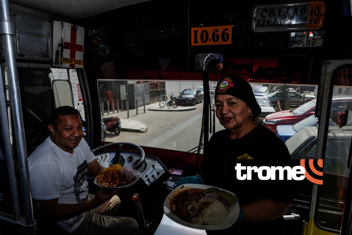Esposos adaptaron bus para vender cebiche. Foto: Julio Reaño