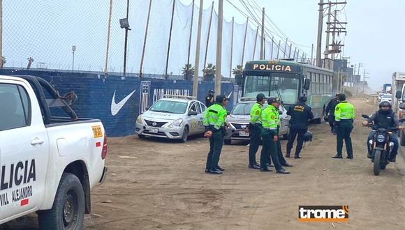Entrenamiento de Alianza Lima luce con fuerte resguardo policial (Video: YouTube )