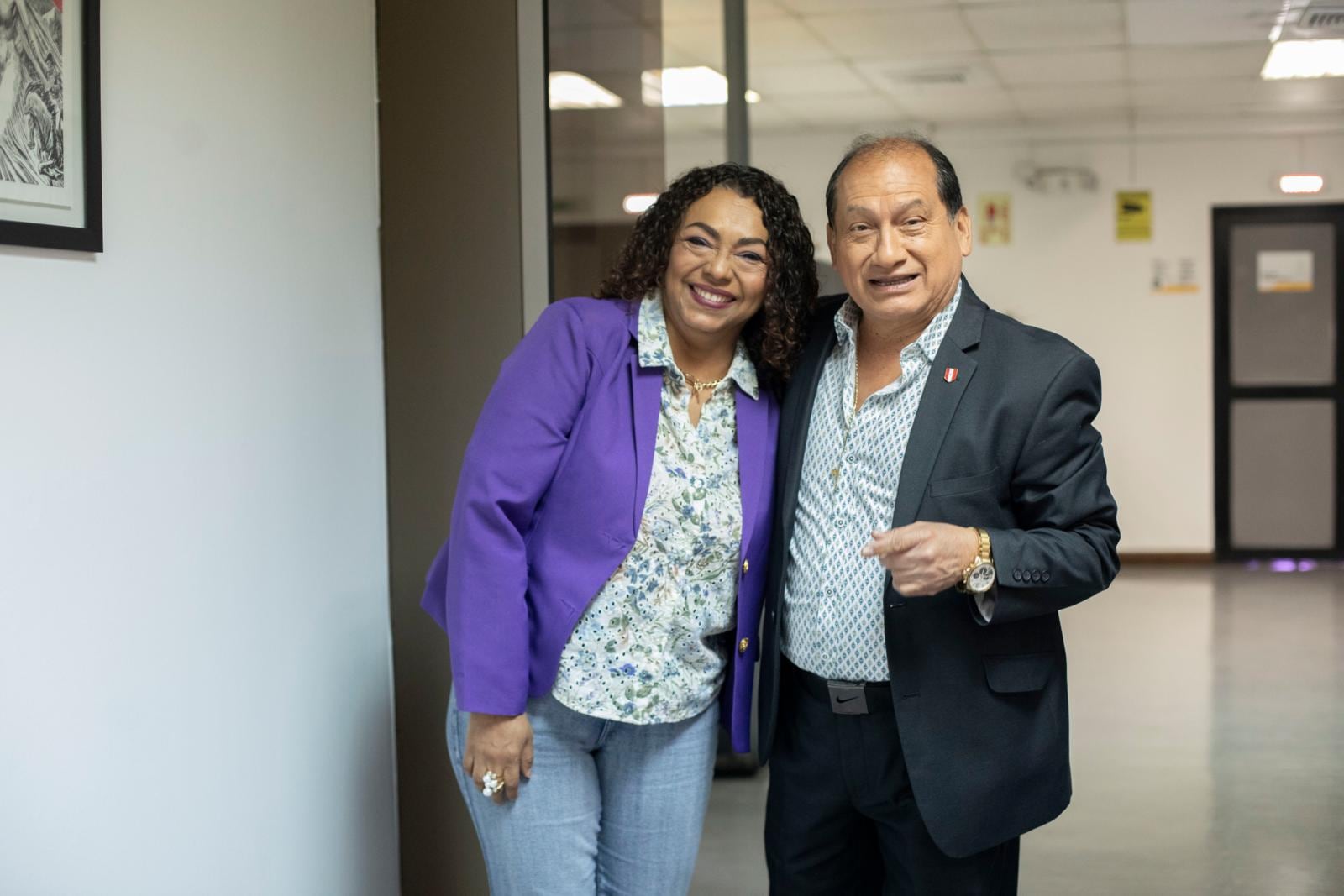 Elmer Alfaro, 'Machucao', en el Café con la Chevez