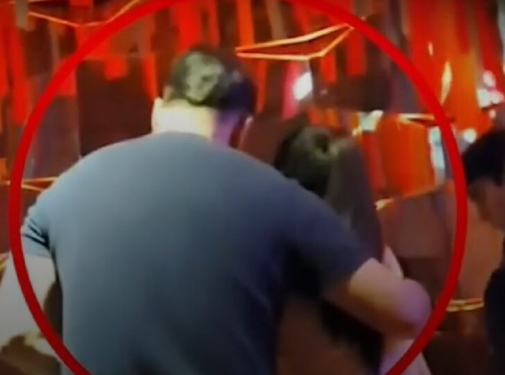 Onelia Molina es captada siendo abrazada por misterioso chico tras terminar con Mario Irivarren.