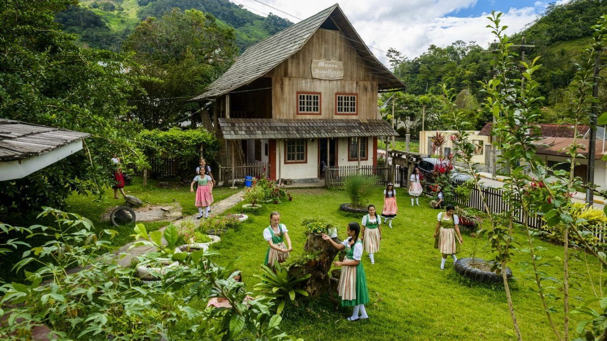 Considerada como la sucursal del paraíso por su exuberante belleza paisajística y singular biodiversidad, Chanchamayo, ‘La capital cafetalera del Perú, será la anfitriona de este evento.