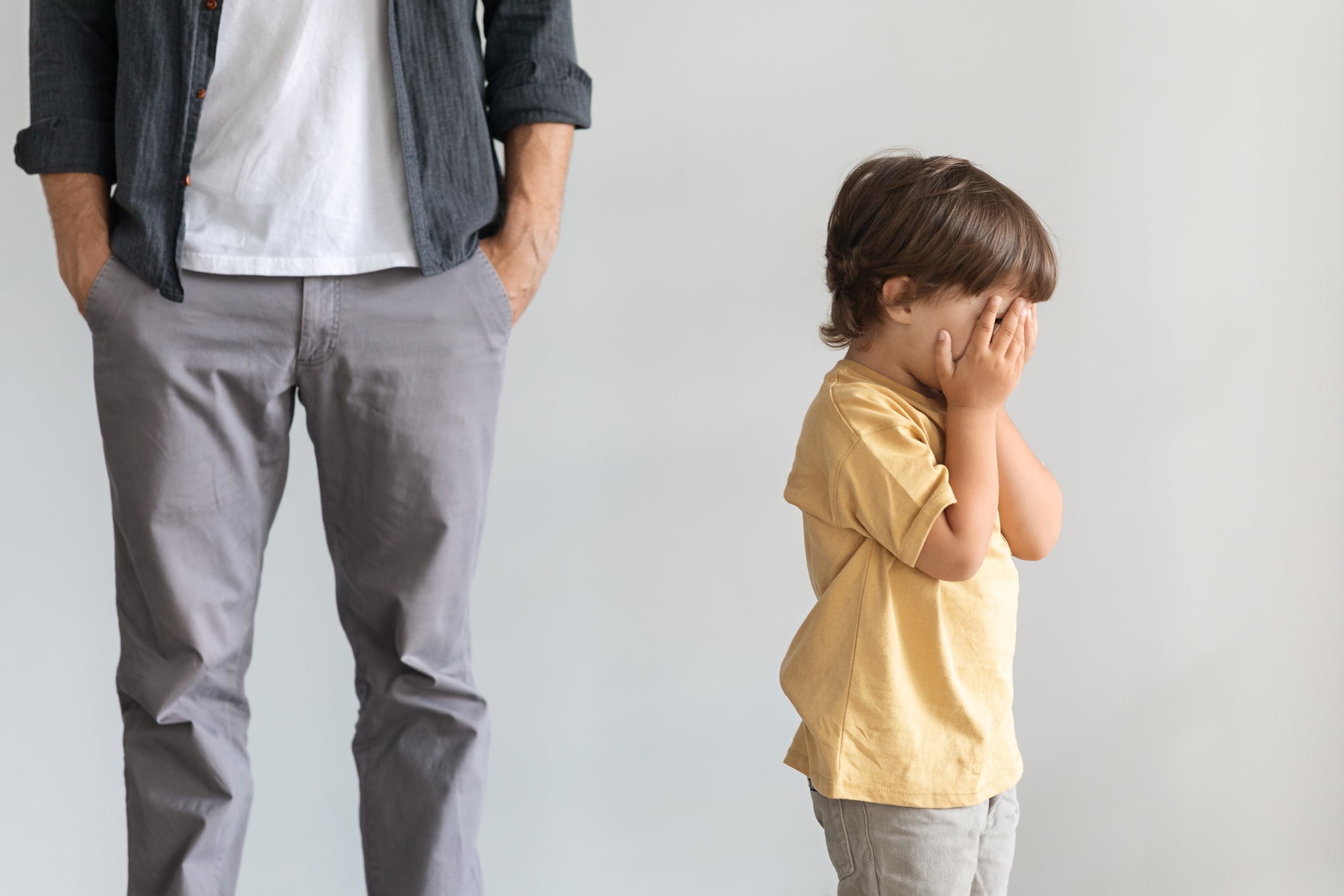 Con paciencia, cariño, comunicación y tiempo de calidad es posible recuperar la cercanía y la confianza, asegura una psicóloga. Foto: Istock.
