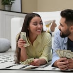 ¿Es importante hablar de dinero con tu pareja? Lo que debes saber para evitar problemas