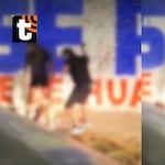 Padre es grabado golpeando con con una correa a su hija en la calle y es denunciado por el Ministerio de la Mujer