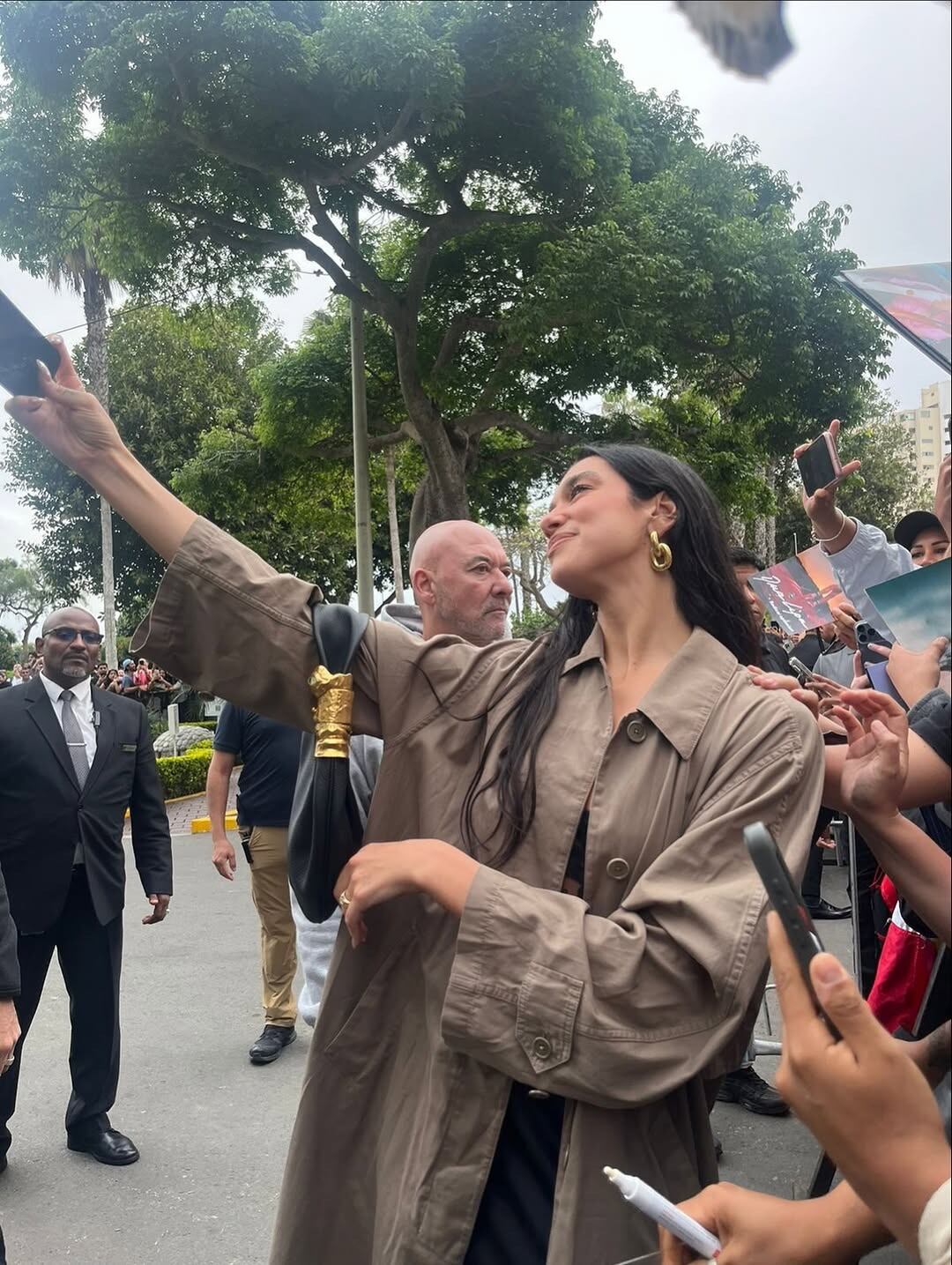 Dua Lipa alborotó a a sus fans en Perú. (Foto: Jorge @Jorgelqa1218))