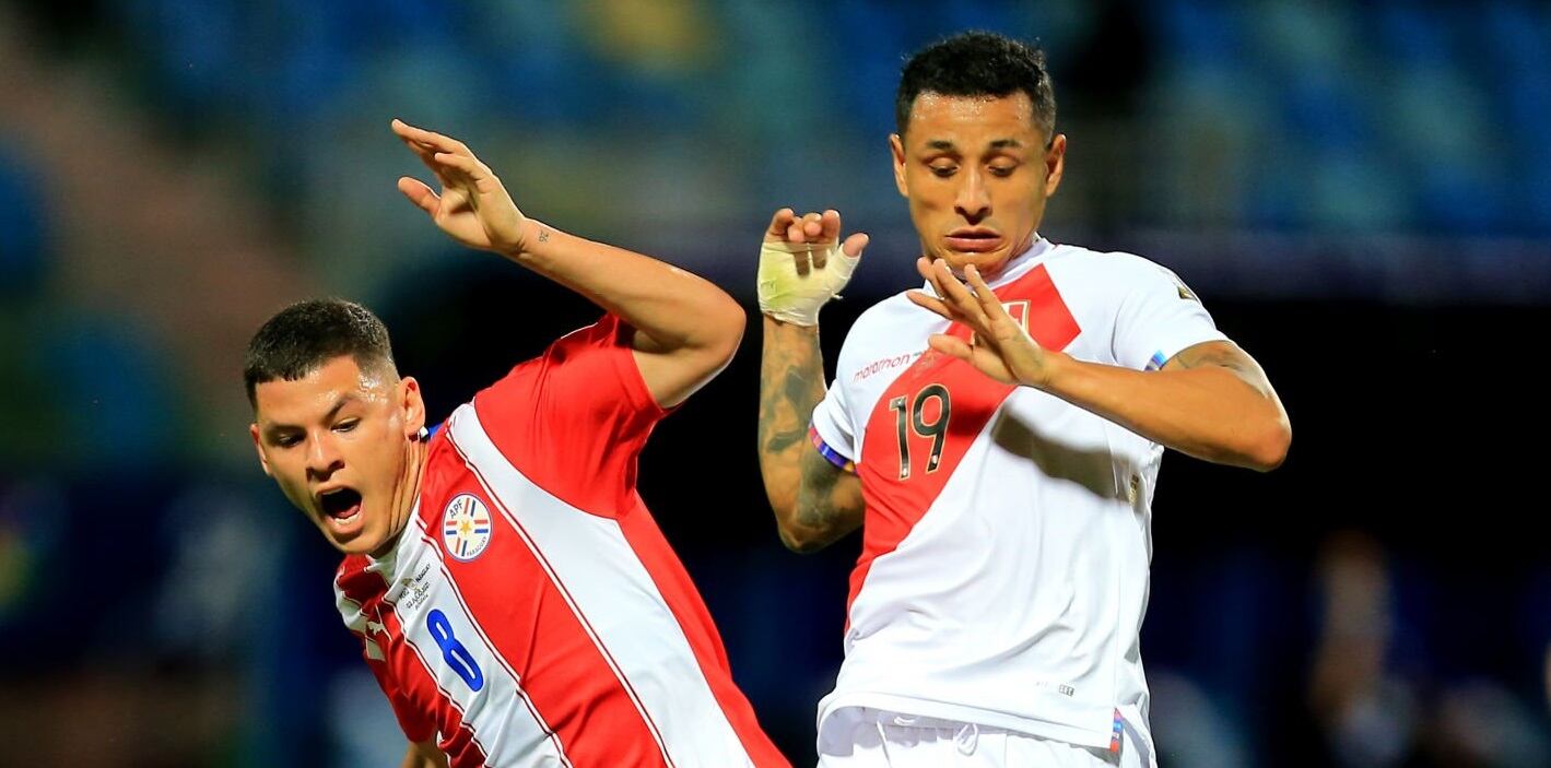 Yoshimar Yotún tuvo un correcto partido ante los paraguayos