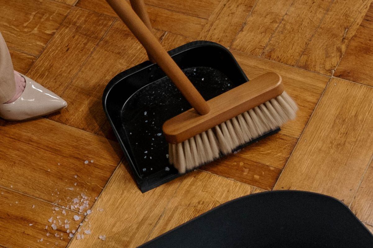 Escoba. (Foto: cottonbro studio / Pexels)